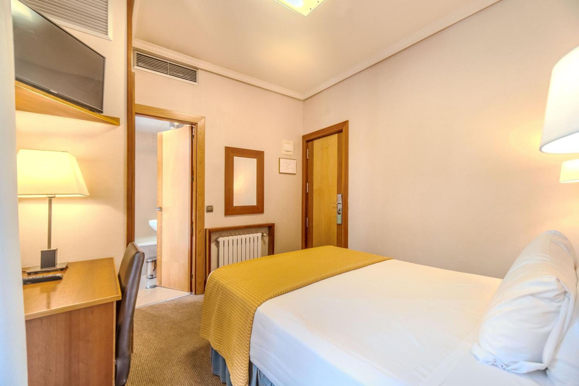 Double Room Single Use